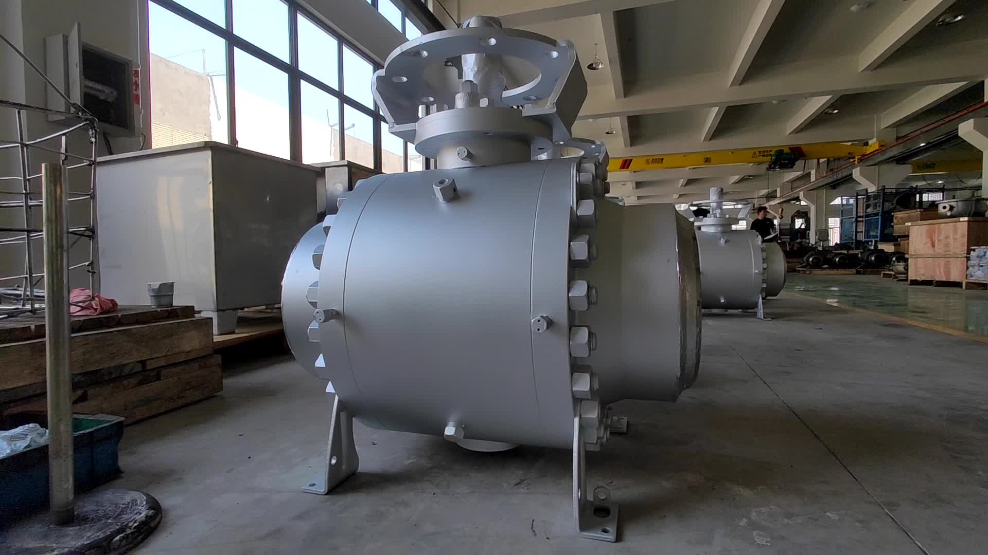Metal Sealed BW Connection Trunnion Ball Valve.mp4