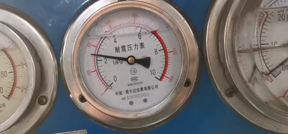 Stainless Steel Double Flap Wafer Check Valve Pressure Test 01.mp4